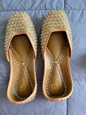 Gold Beaded Women’s Jutti